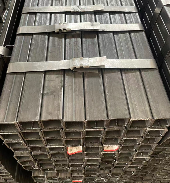 锦州工业用梯子 镀锌管焊接梯子 铁梯子方管梯