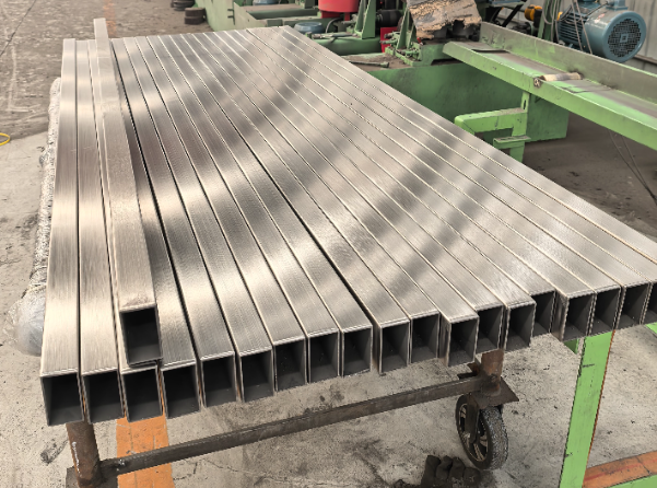 锦州建筑工程行业用不锈钢无缝钢管